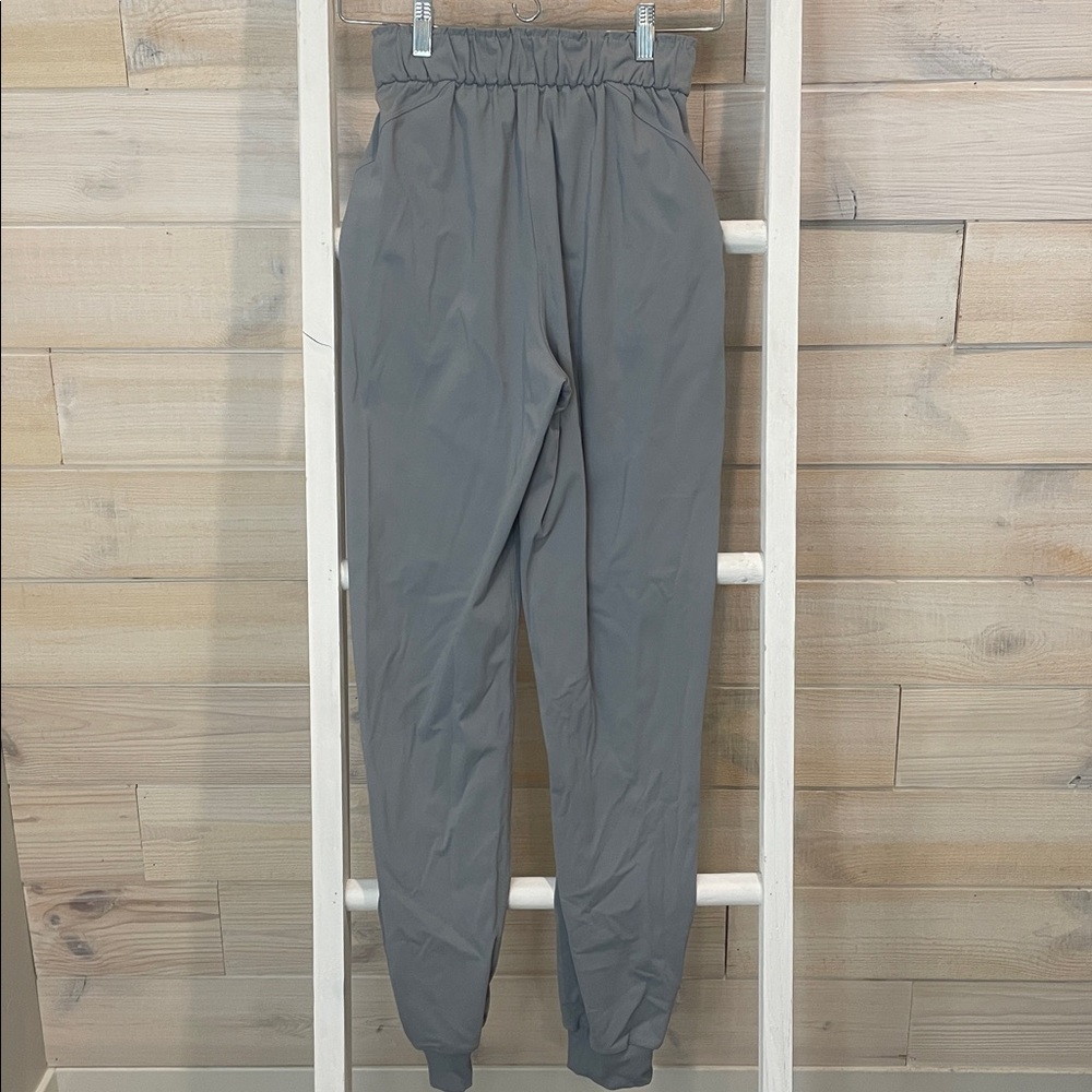 Lululemon keep moving jogger - Picture 7 of 10